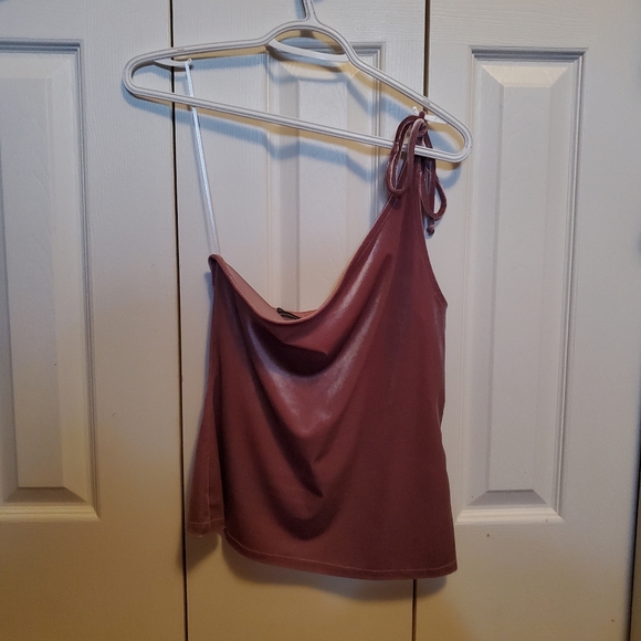 UO Velvet One-Shoulder Cami - Picture 4 of 7